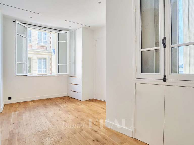 Apartment Paris 16e - 5 bedrooms - 220m²