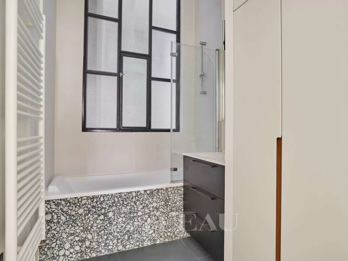 Apartment Paris 16e