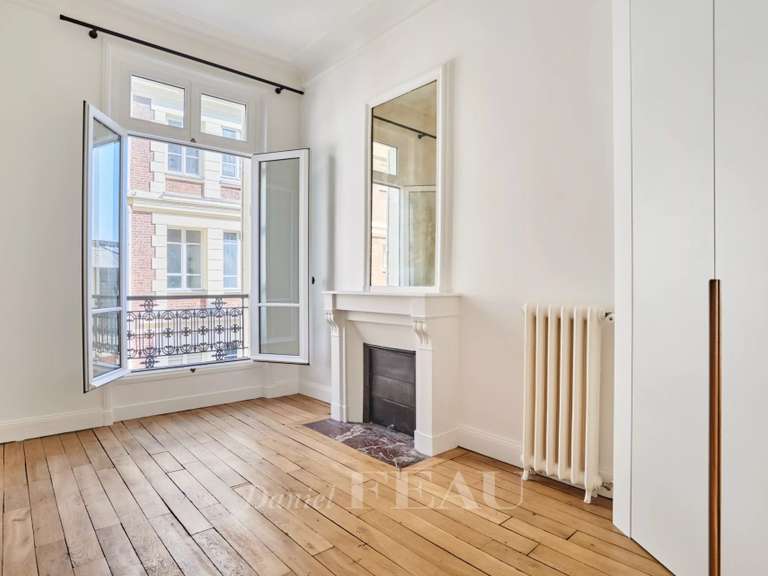 Apartment Paris 16e - 5 bedrooms - 220m²