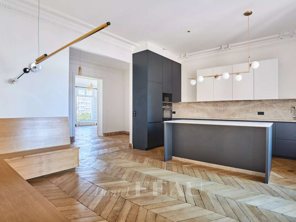 Apartment Paris 16e