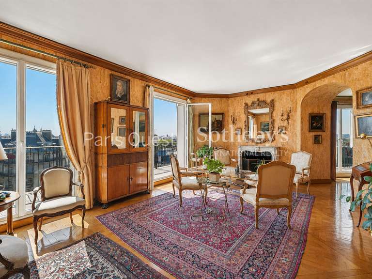 Appartement Paris 16e - 3 chambres - 177m²