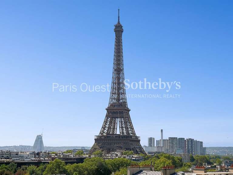 Appartement Paris 16e - 3 chambres - 177m²