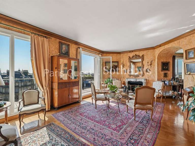 Appartement Paris 16e - 3 chambres - 177m²