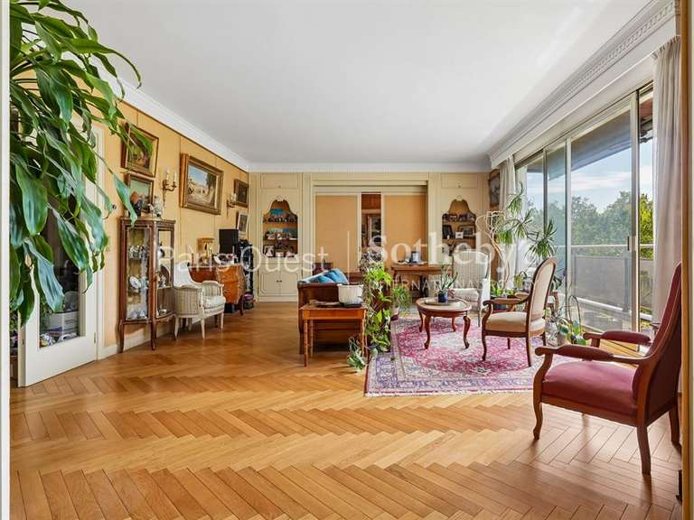 Appartement Paris 16e - 3 chambres - 178m²
