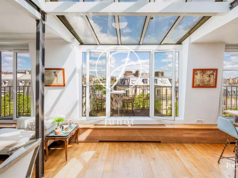 Appartement Paris 16e - 3 chambres - 127m²