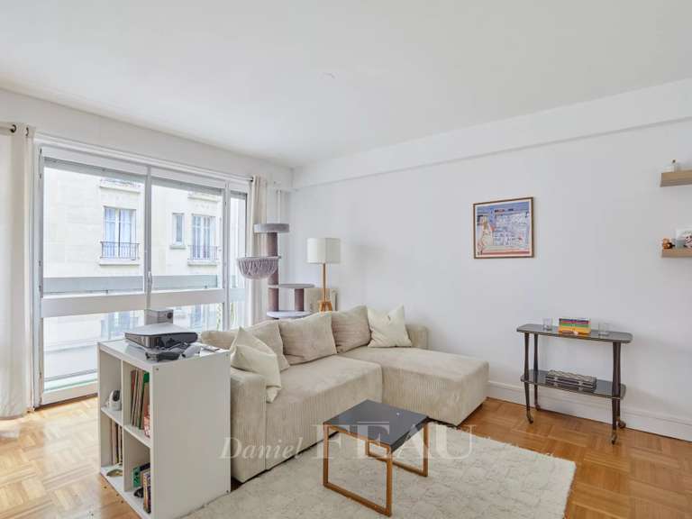 Appartement Paris 16e - 2 chambres - 66m²
