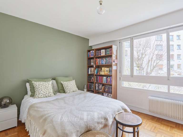 Appartement Paris 16e - 2 chambres - 66m²