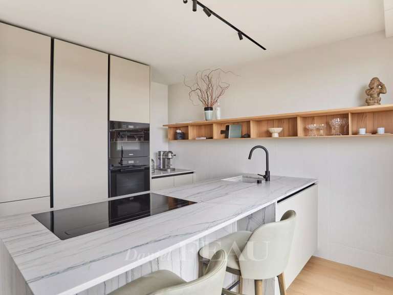 Appartement Paris 16e - 2 chambres - 100m²