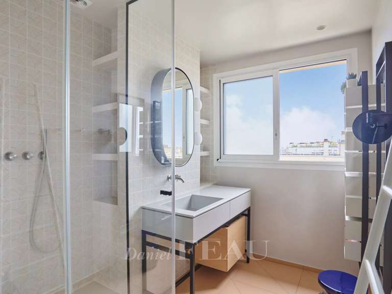 Appartement Paris 16e - 2 chambres - 100m²