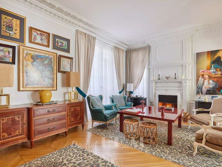 Appartement Paris 16e - 4 chambres - 230m²