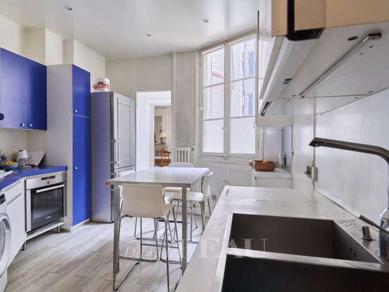 Appartement Paris 16e - 4 chambres - 182m²