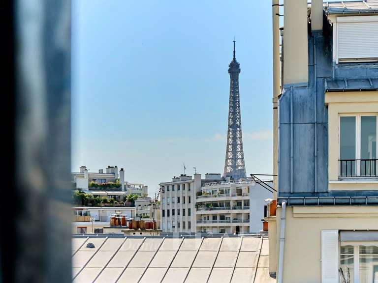 Appartement Paris 16e - 3 chambres - 124m²