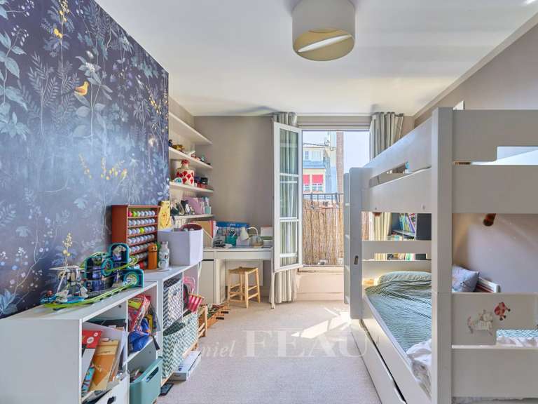 Appartement Paris 16e - 3 chambres - 124m²