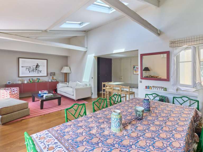Appartement Paris 16e - 3 chambres - 124m²