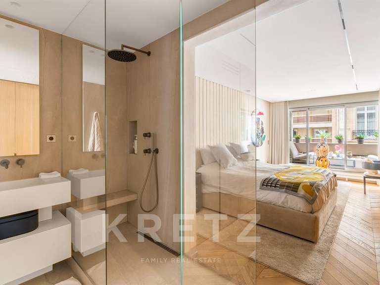 Appartement Paris 16e - 2 chambres - 130m²