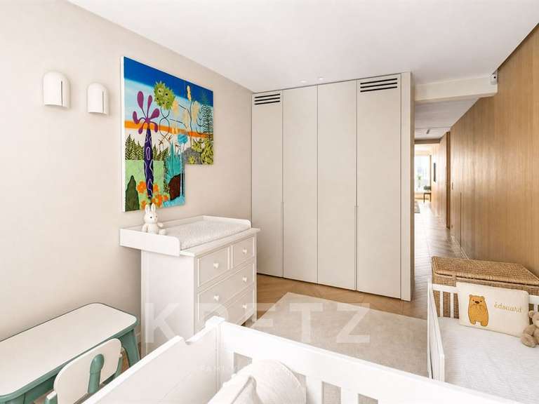 Appartement Paris 16e - 2 chambres - 130m²