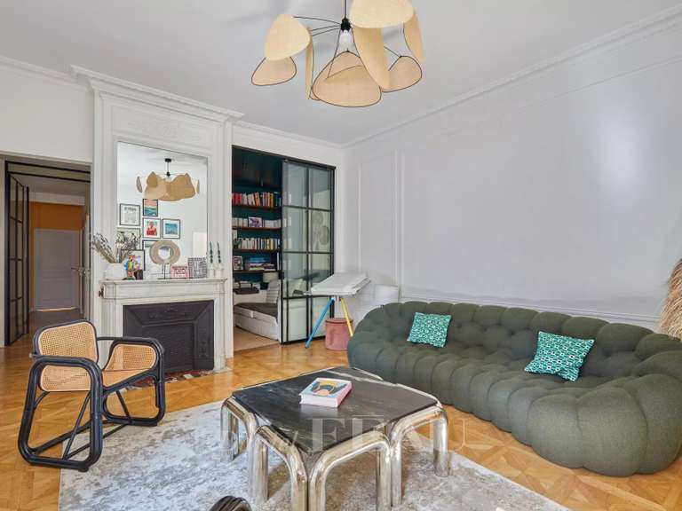 Appartement Paris 16e - 3 chambres - 138m²