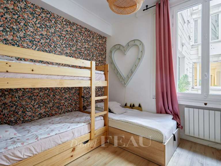 Appartement Paris 16e - 3 chambres - 138m²