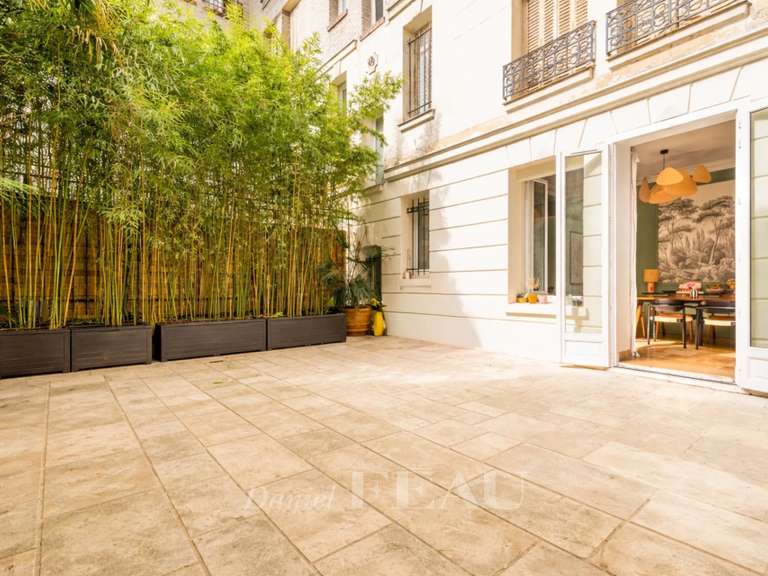 Appartement Paris 16e - 3 chambres - 138m²