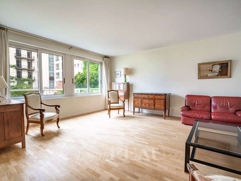 Appartement Paris 16e - 2 chambres - 102m²