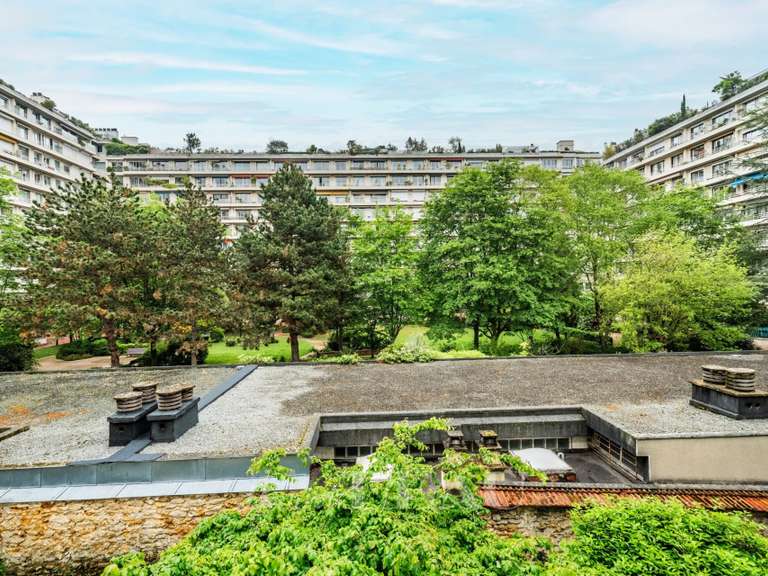 Appartement Paris 16e - 2 chambres - 102m²