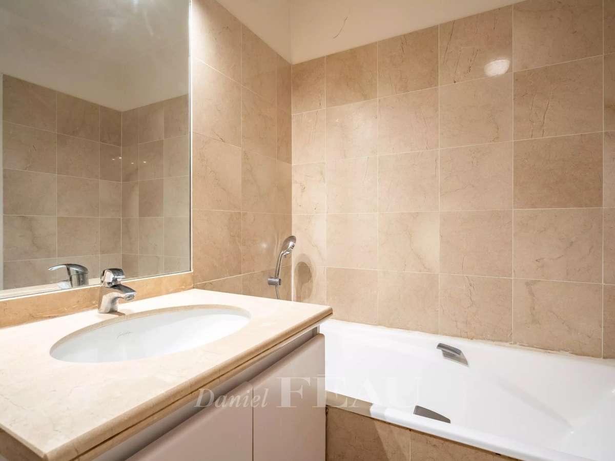 Appartement Paris 16e