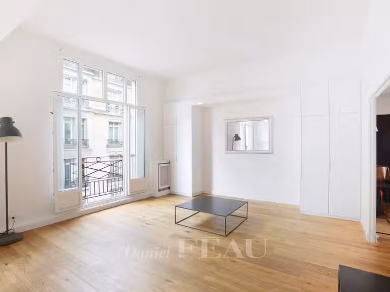 Appartement Paris 16e - 2 chambres - 76m²
