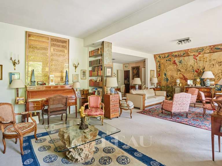 Appartement Paris 16e - 3 chambres - 123m²