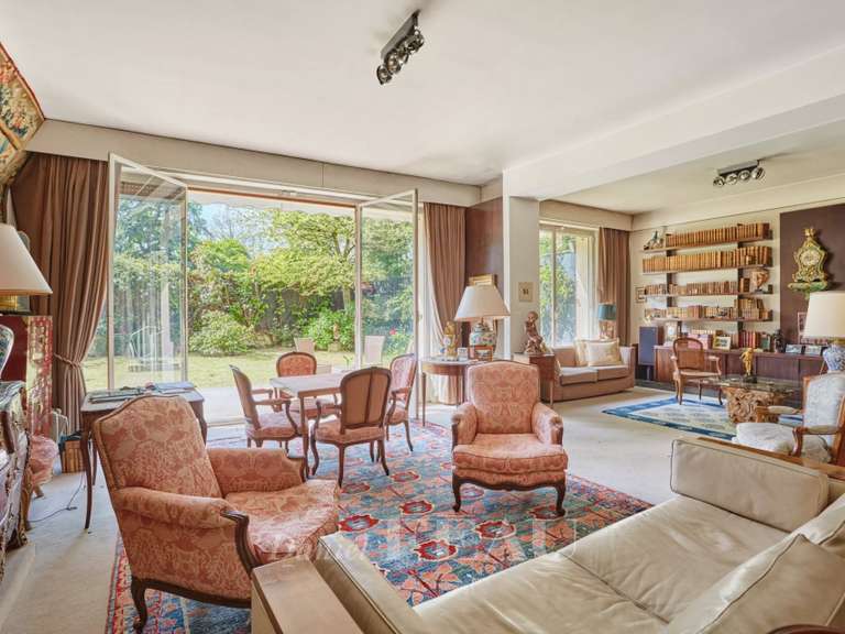 Appartement Paris 16e - 3 chambres - 123m²