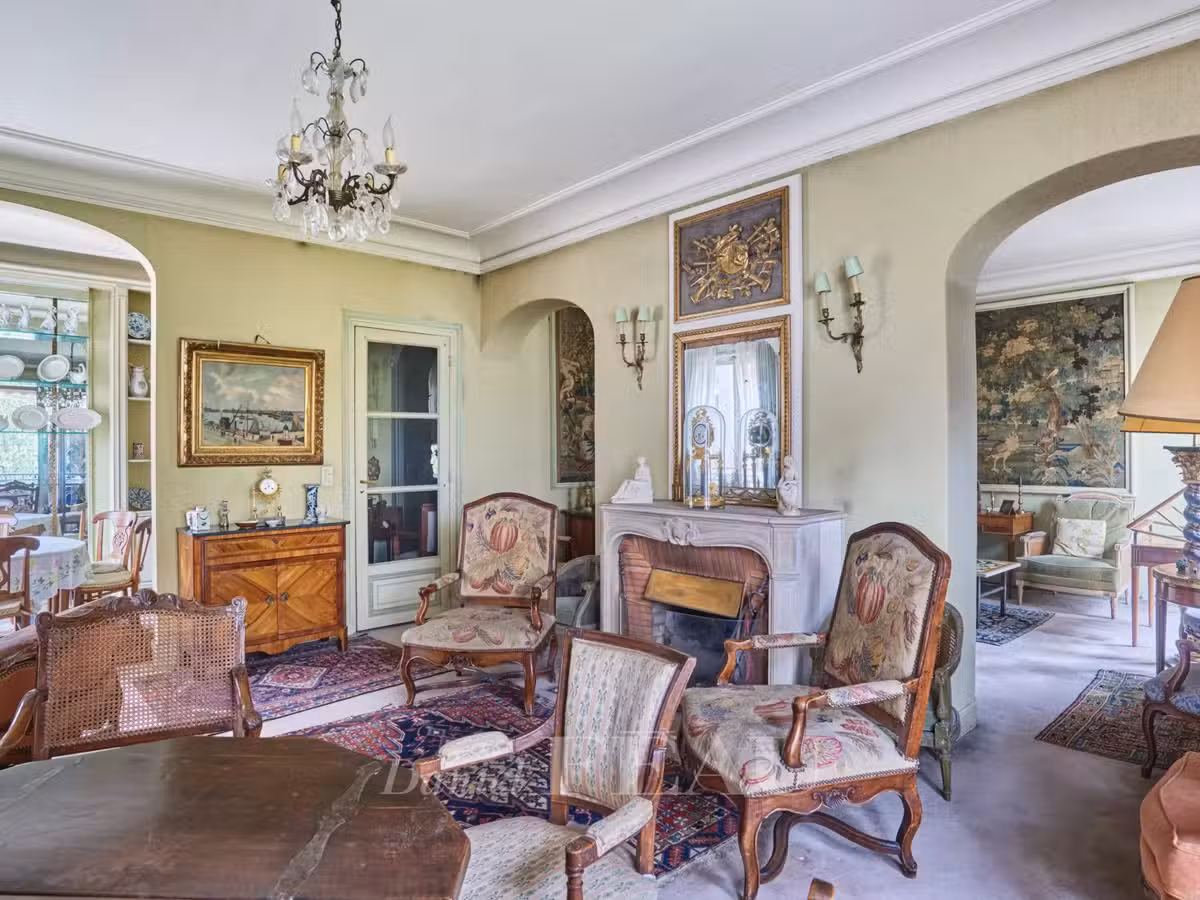 Apartment Paris 16e