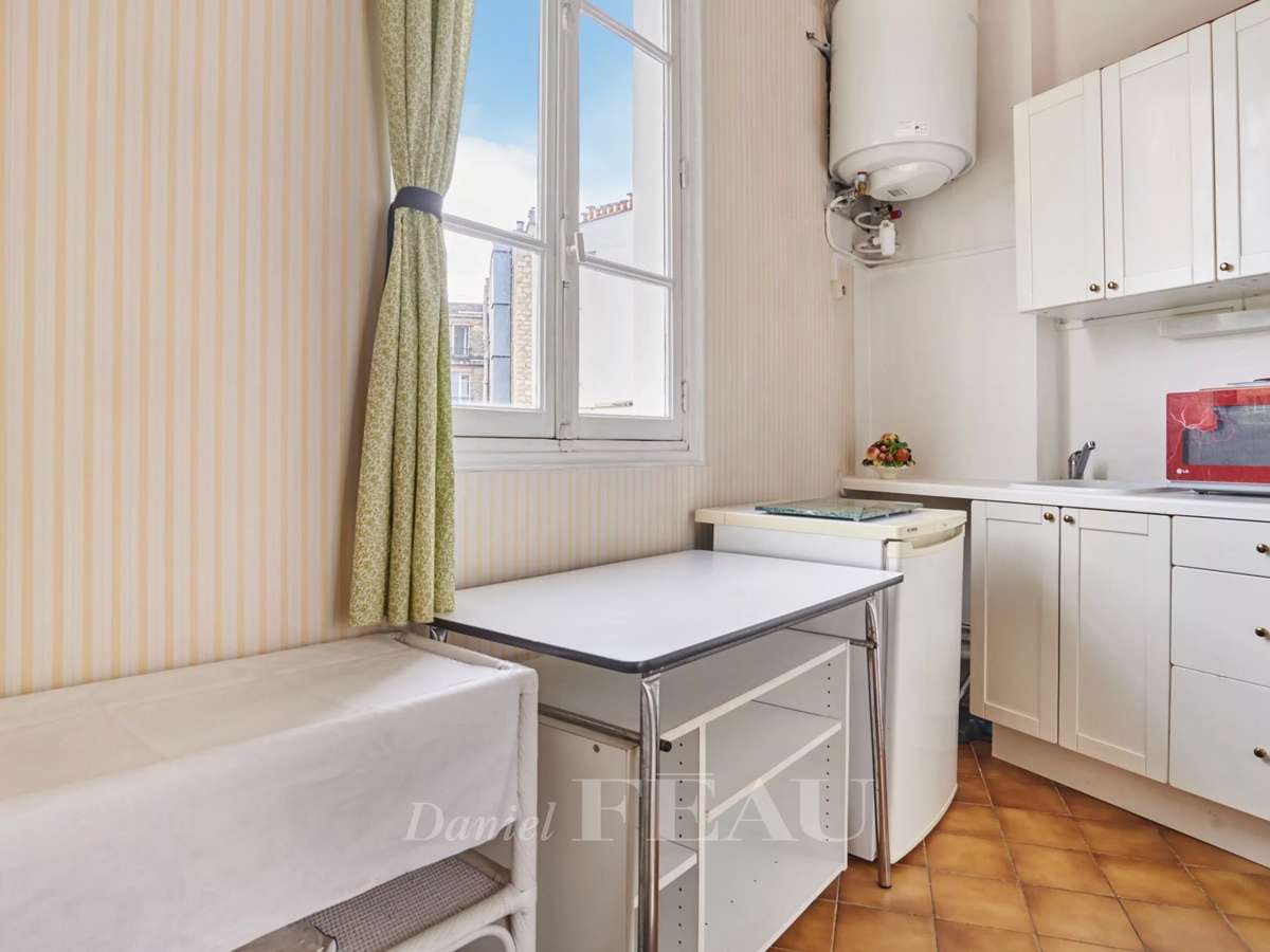 Apartment Paris 16e