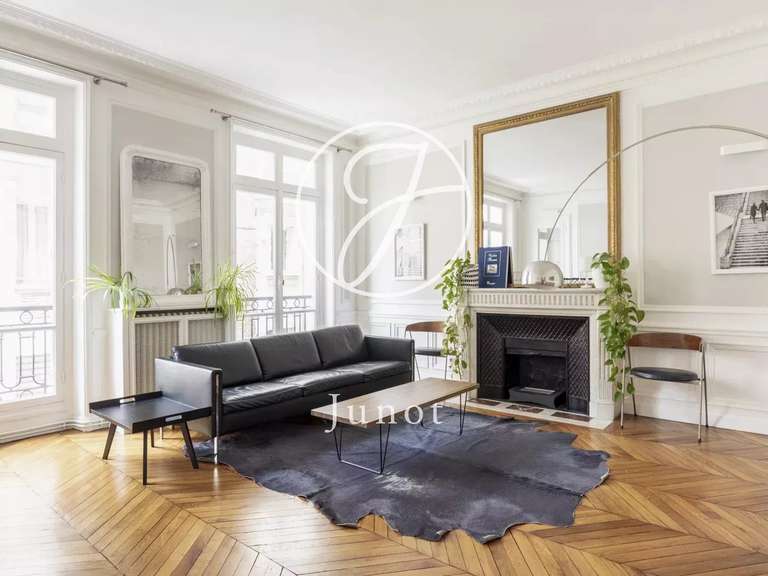 Appartement Paris 16e - 4 chambres - 144m²
