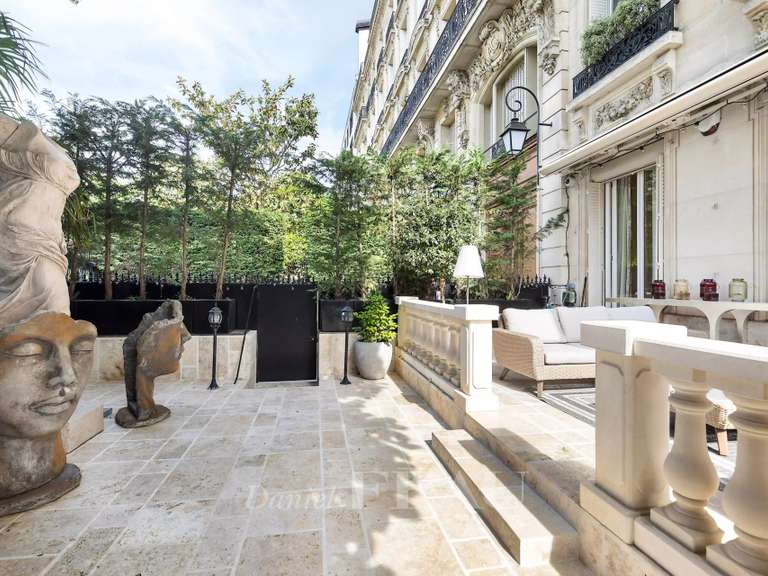 Appartement Paris 16e - 4 chambres - 248m²