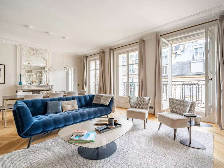 Appartement Paris 16e - 4 chambres - 201m²