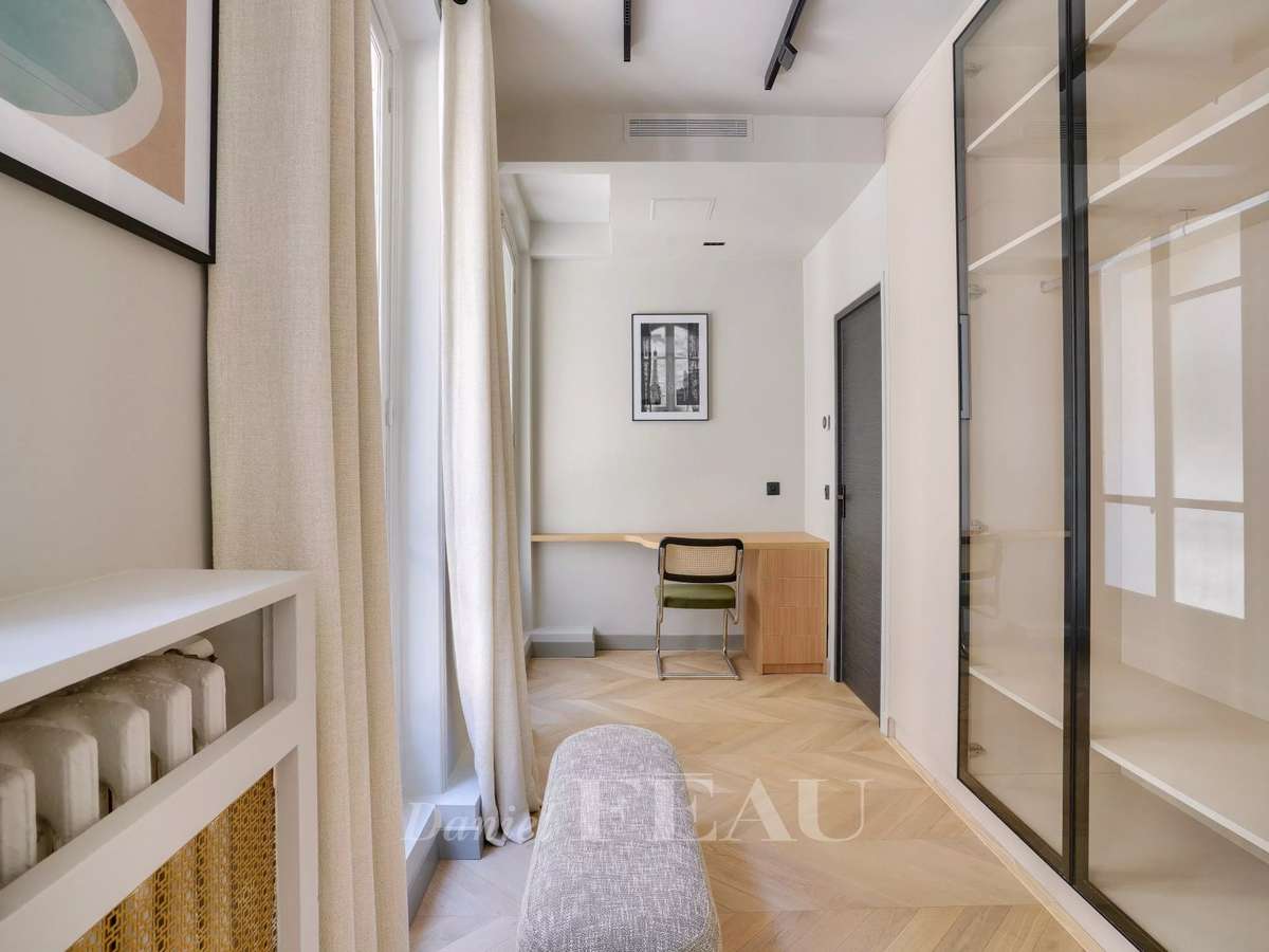 Apartment Paris 16e