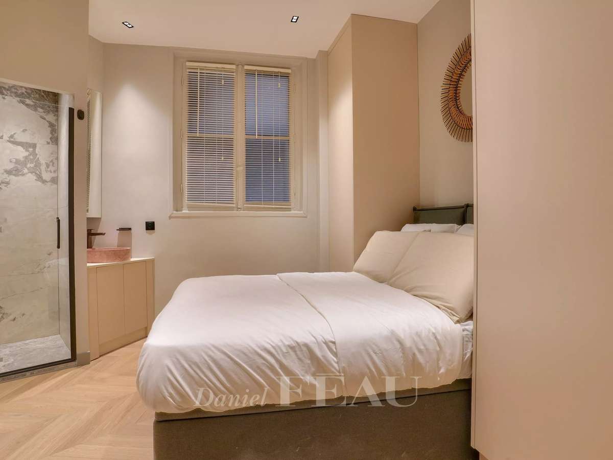 Apartment Paris 16e