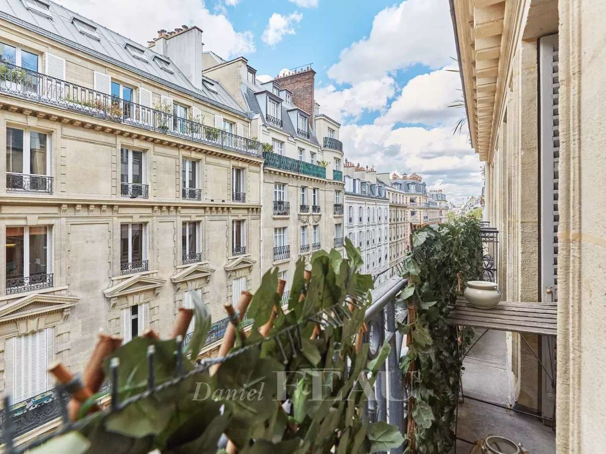 Apartment Paris 16e