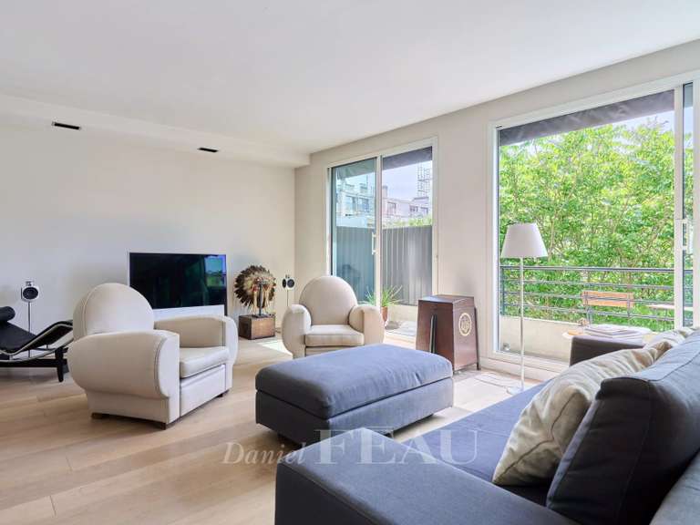 Appartement Paris 16e - 4 chambres - 119m²
