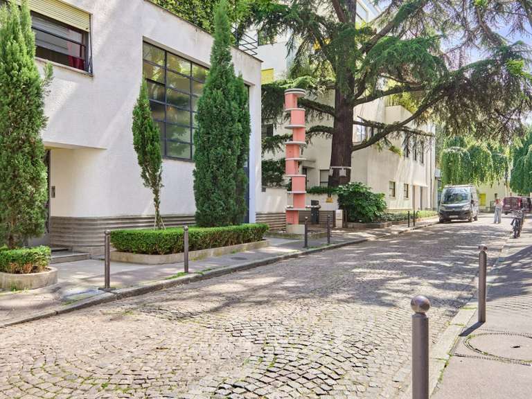 Appartement Paris 16e - 4 chambres - 119m²