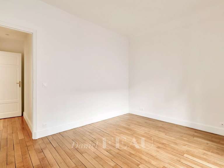 Appartement Paris 16e - 3 chambres - 114m²