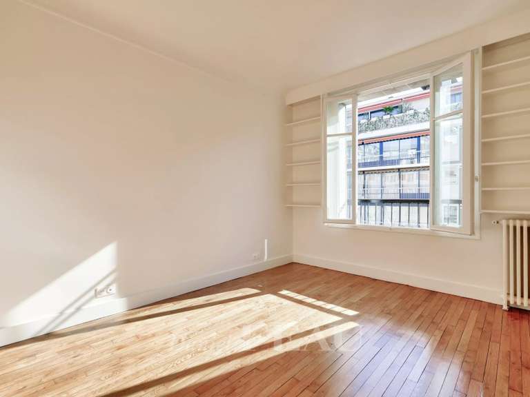Appartement Paris 16e - 3 chambres - 114m²