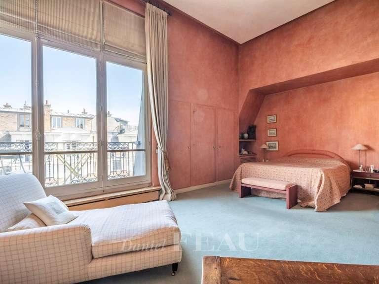 Appartement Paris 16e - 5 chambres - 157m²