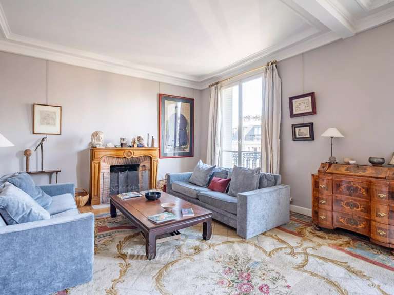 Appartement Paris 16e - 5 chambres - 157m²
