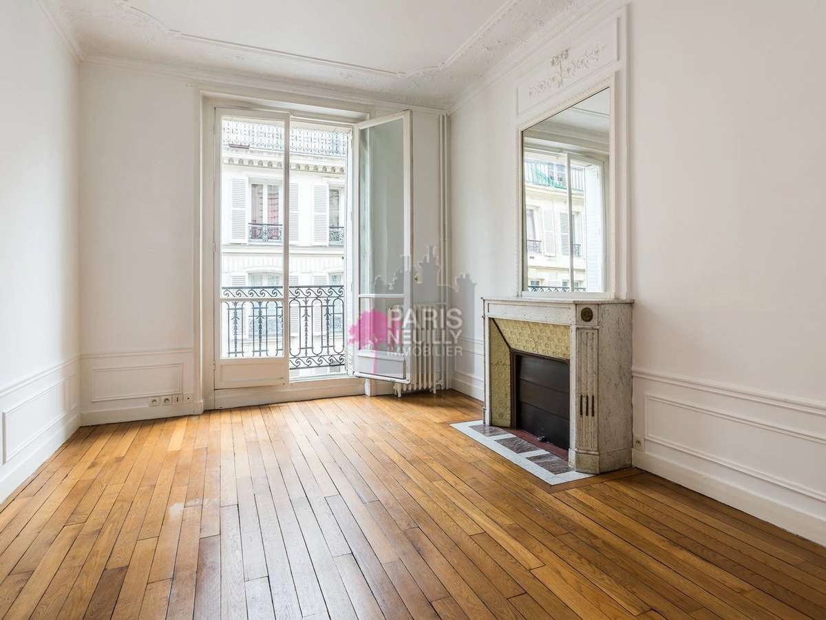 Apartment Paris 16e