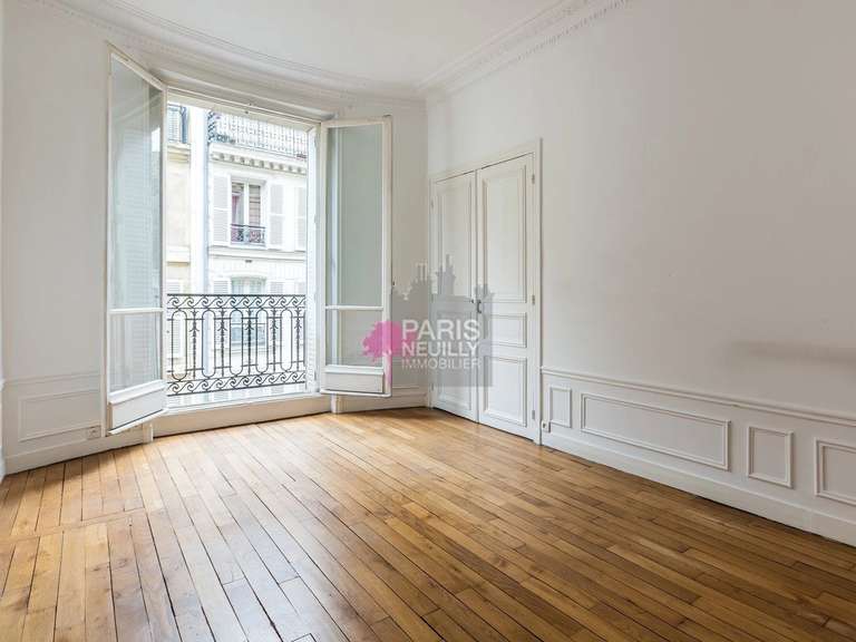 Appartement Paris 16e - 4 chambres - 160m²