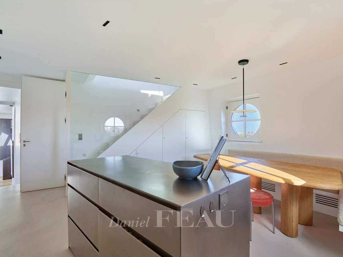 Apartment Paris 16e