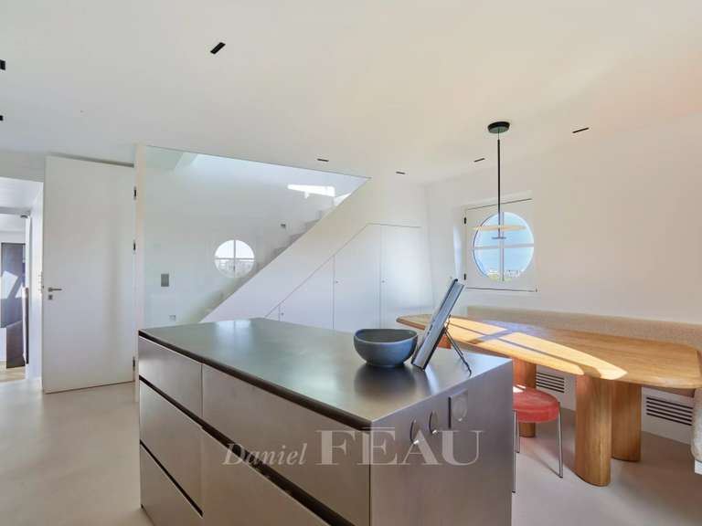Apartment Paris 16e - 3 bedrooms - 164m²