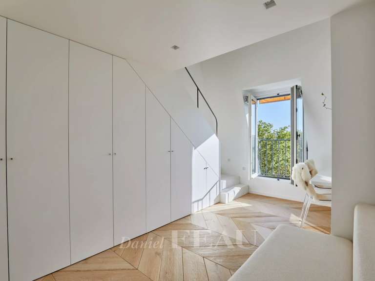 Apartment Paris 16e - 3 bedrooms - 164m²