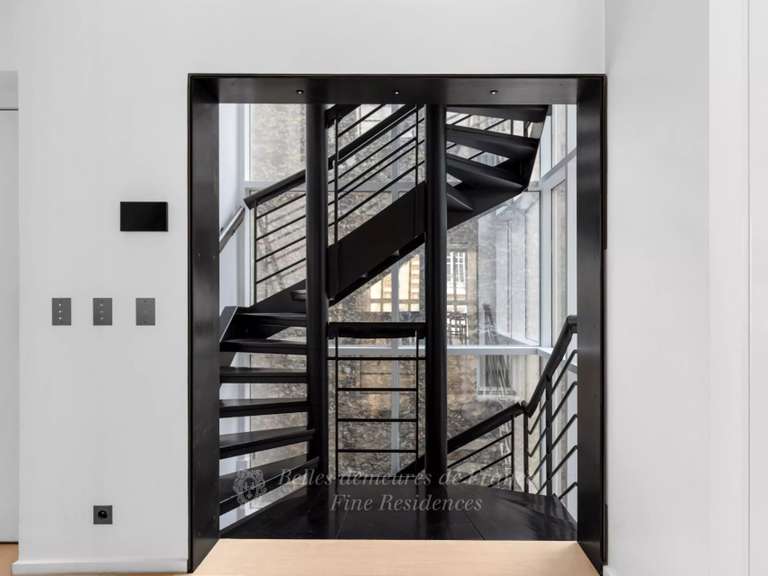 Appartement Paris 16e - 4 chambres - 426m²