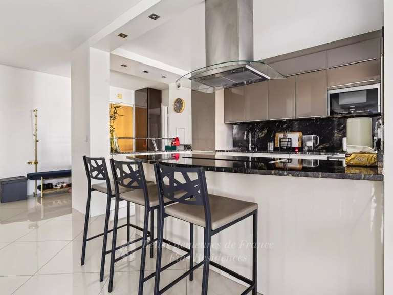 Appartement Paris 16e - 2 chambres - 96m²